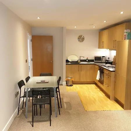 Birmingham Garnet 3-Bedroom Apartment City Centre Exterior photo